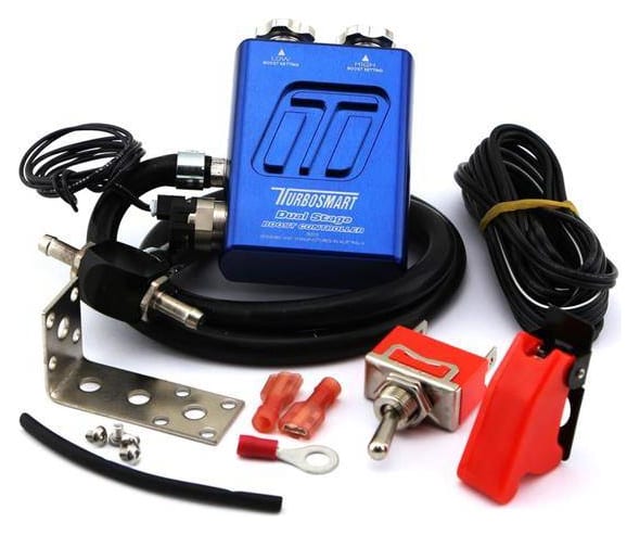 Manualny sterownik doładowania Turbosmart Dual Stage V2