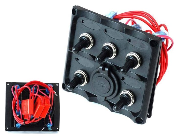 Panel przełączników 12V SPST/ON-OFFx5, 2xUSB, 3B 15A IP68