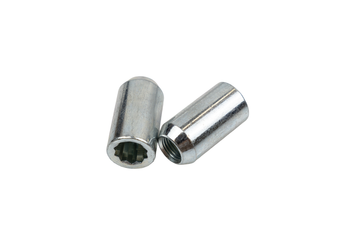 Nakrętki Stal M12x1,25 Stożek TORX Wąskootworowe